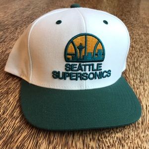 Mitchell & Ness Vintage Seattle SuperSonics hat